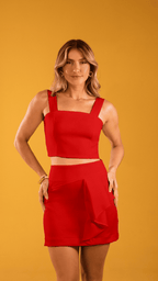 Conjunto Cropped Vermelho e Saia com Babado Lateral